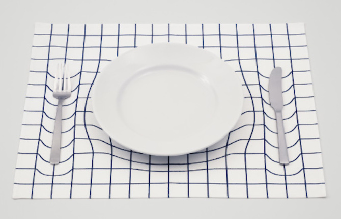 Graphic Warp Table Mat