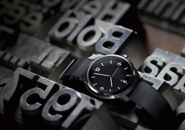 Helvetica Watch_0