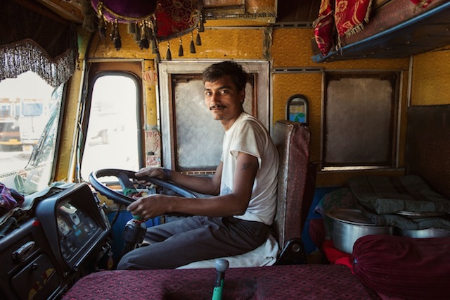 Indian Technicolor Trucks Photography-10