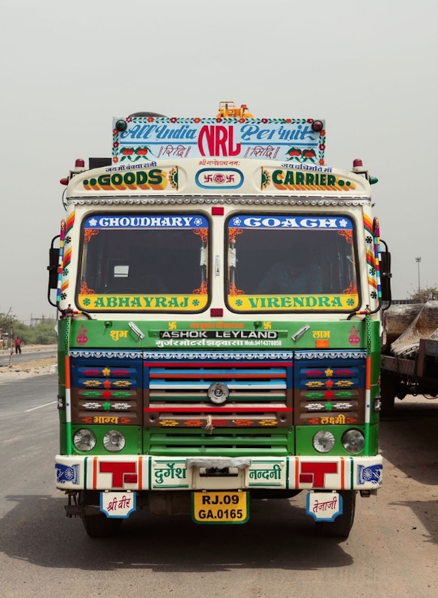 Indian Technicolor Trucks Photography-13