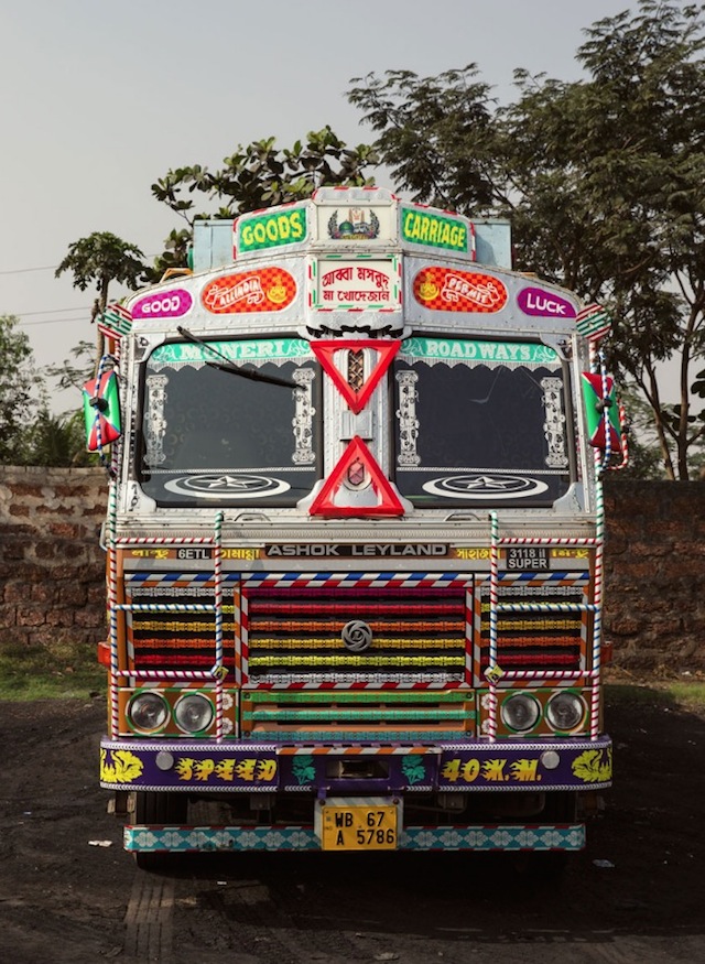 Indian Technicolor Trucks Photography-22
