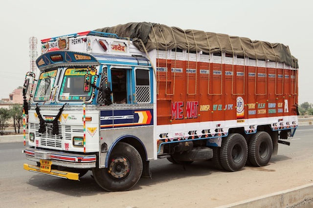 Indian Technicolor Trucks Photography-6