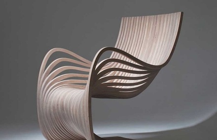 Wooden Curving Chair