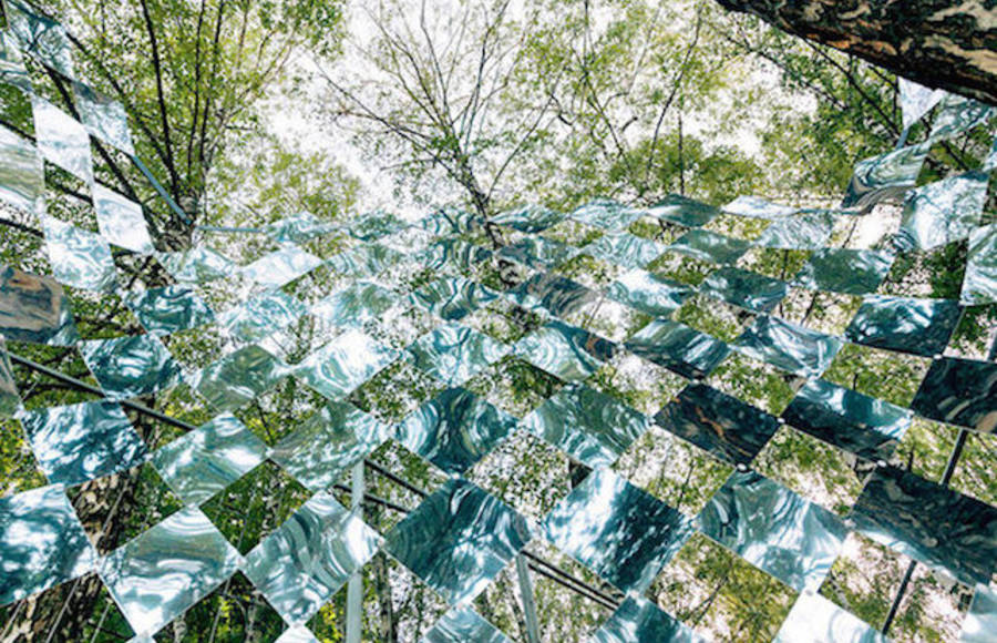 Mirage Pavilion with Mirrors