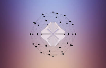 Independence of triangles