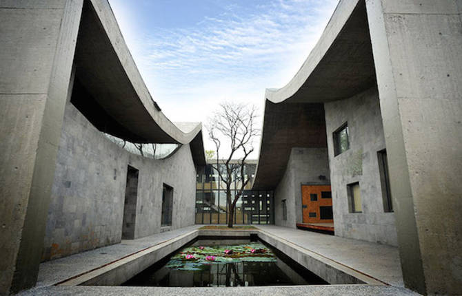 A House in Sifang Park