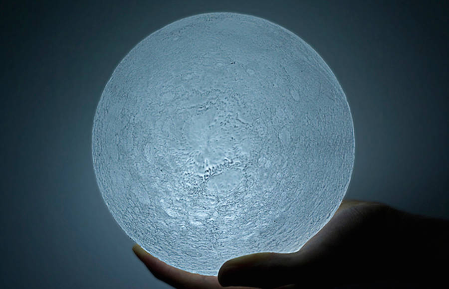 The Moon Lamp