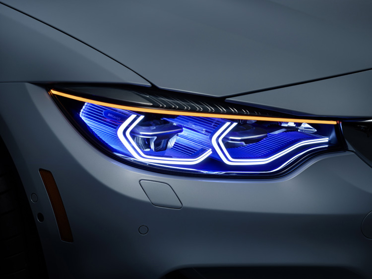 BMW M4 Concept Iconic Lights_1