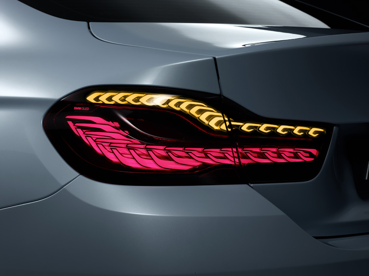 BMW M4 Concept Iconic Lights_5