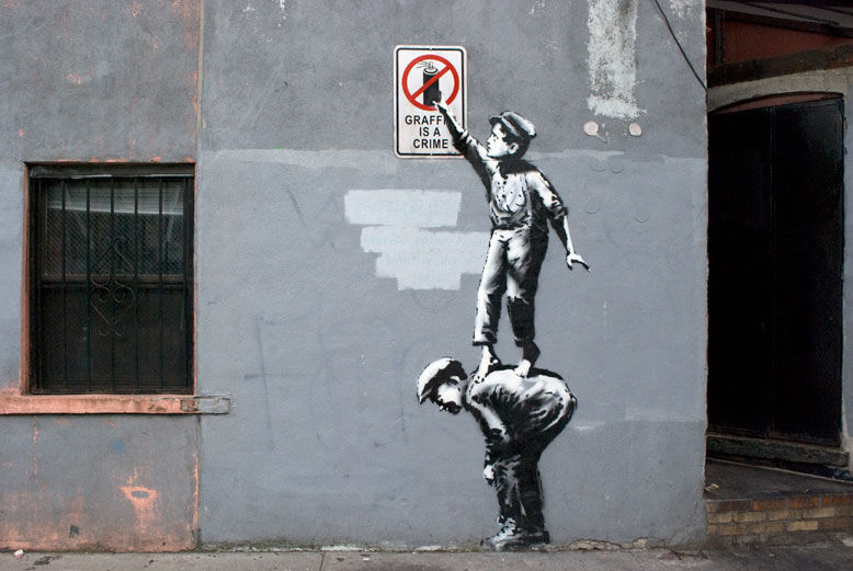 Banksy Street Art in Animated GIF_0