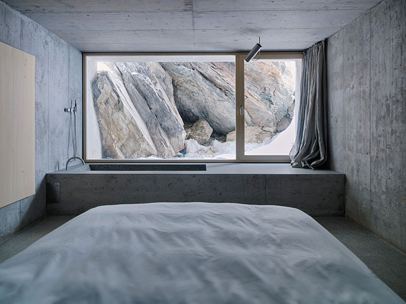 Concrete Cabin by Nickisch Sano Walder_5