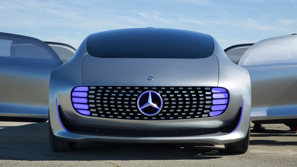 Mercedes-Benz F015 Concept_0