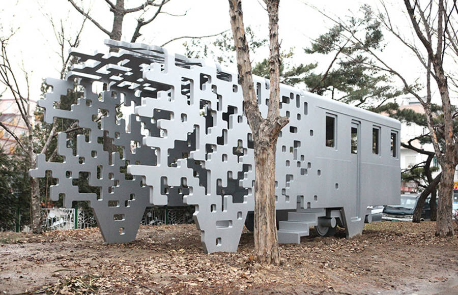 Pixelate Train Sculpture