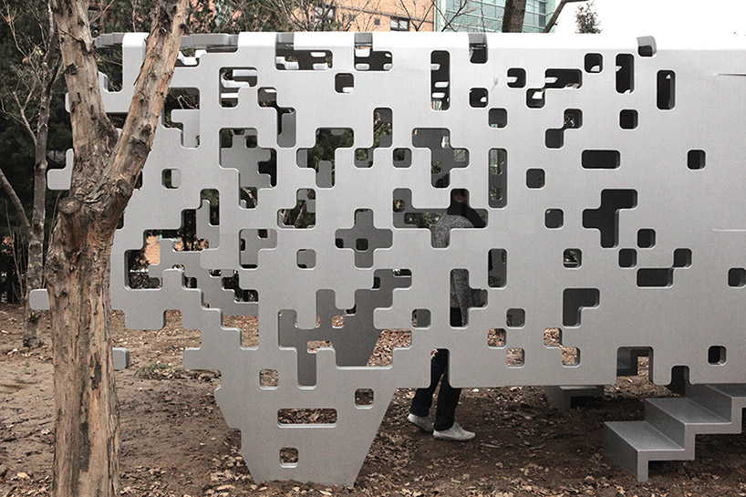 Pixelate Train Sculpture_6