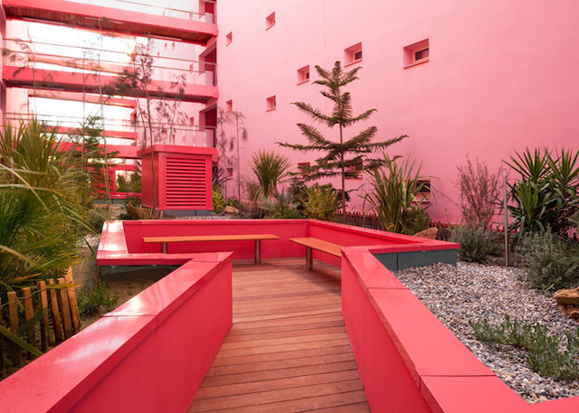 Red Housing by Pietri Architectes-1B