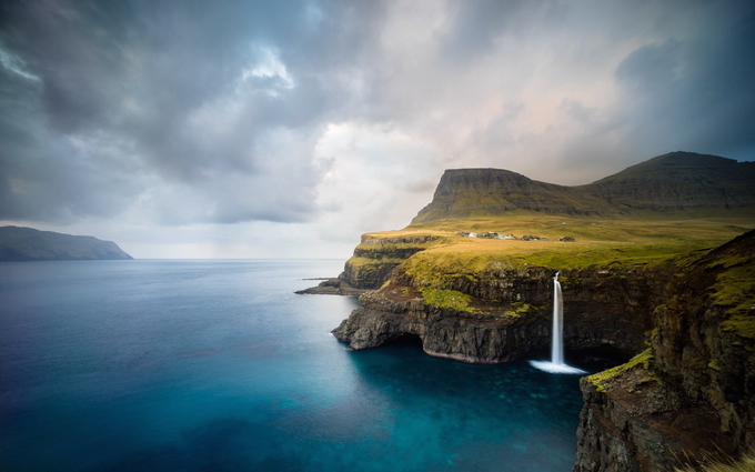 Sport Moments Photography by Chris Burkard_16