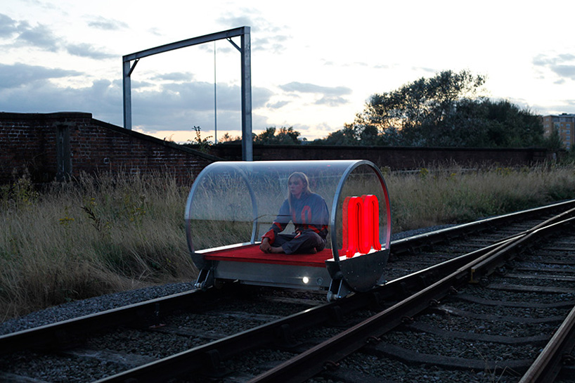 Urban Railroad Surfing Vehicles of The Future_3