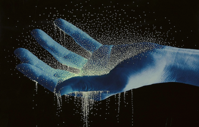 Stardust Hands by Daniele Buetti – Fubiz Media