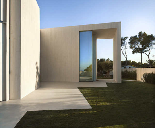 18-sardinera-house-by-ramon-esteve-estudio-spain