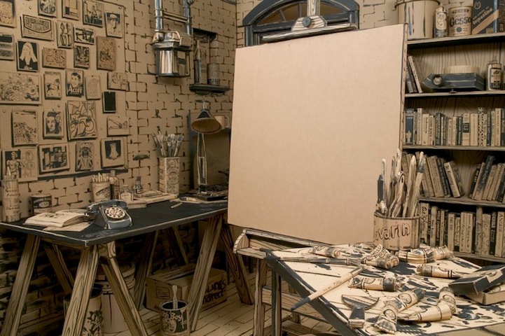 Artist Studio Made of Cardboard_3