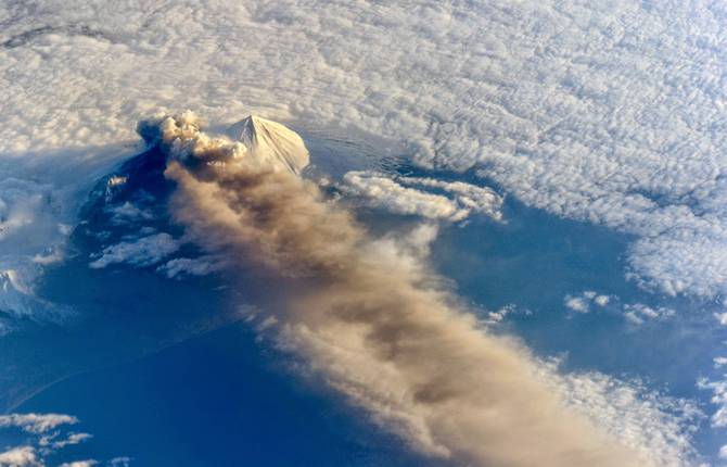 Best Earth Pictures From Space by NASA