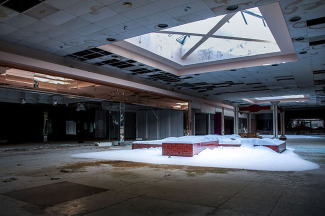 Deserted Mall Covered In Snow_2