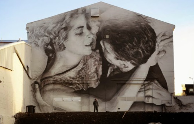 Gigantic Wall Portraits