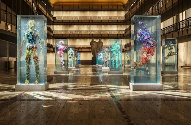 Glass-Encased Silhouettes Sculptures-1