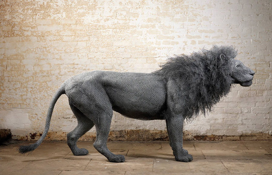 Lifelike Wire Animal Sculptures