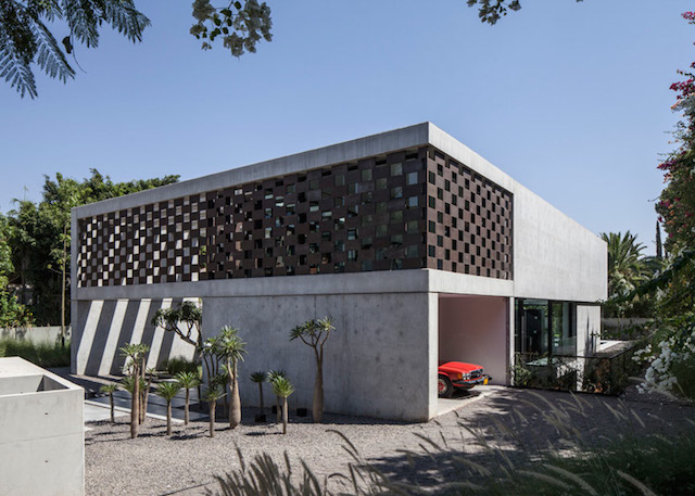 Shadow House with Perforated Screens-00