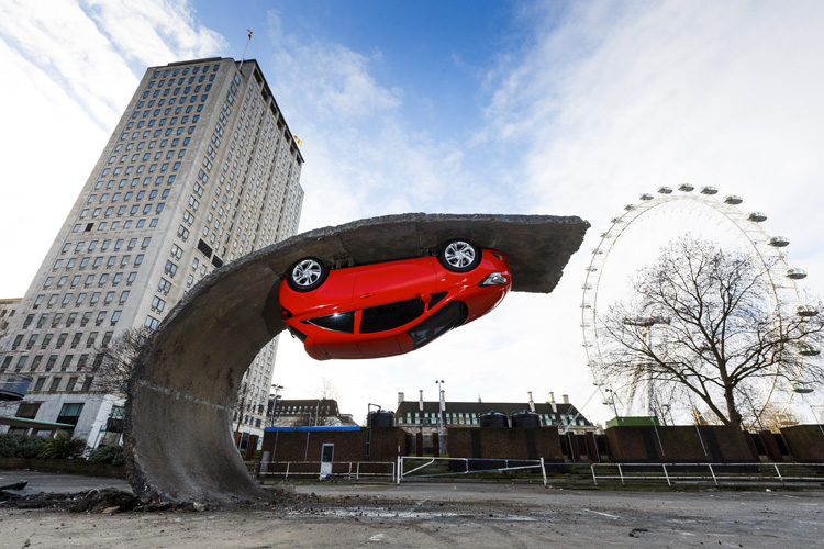 Vauxhall Motors Insallation by Alex Chinneck_0