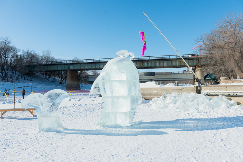 Warming Huts On Frozen Rivers_6