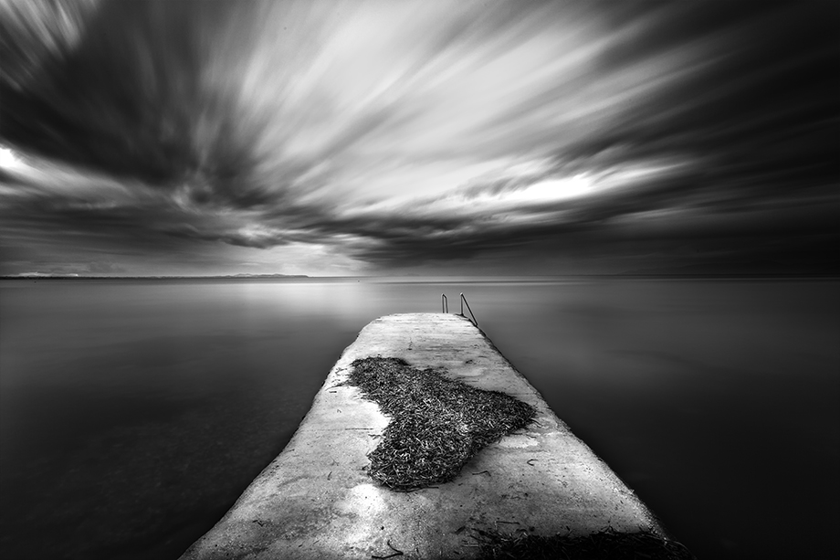 Dreamy Black And White Photography_7