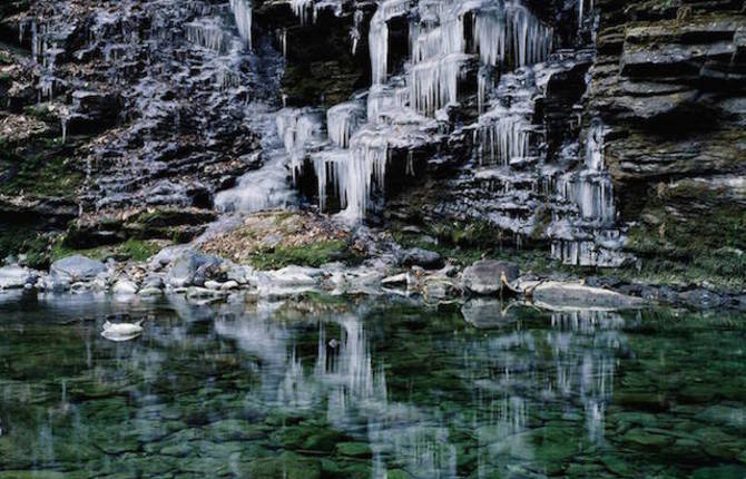 Beautiful Frozen Waterfalls in Japan