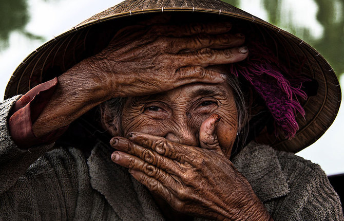 Hidden Smiles Portraits of Vietnamese