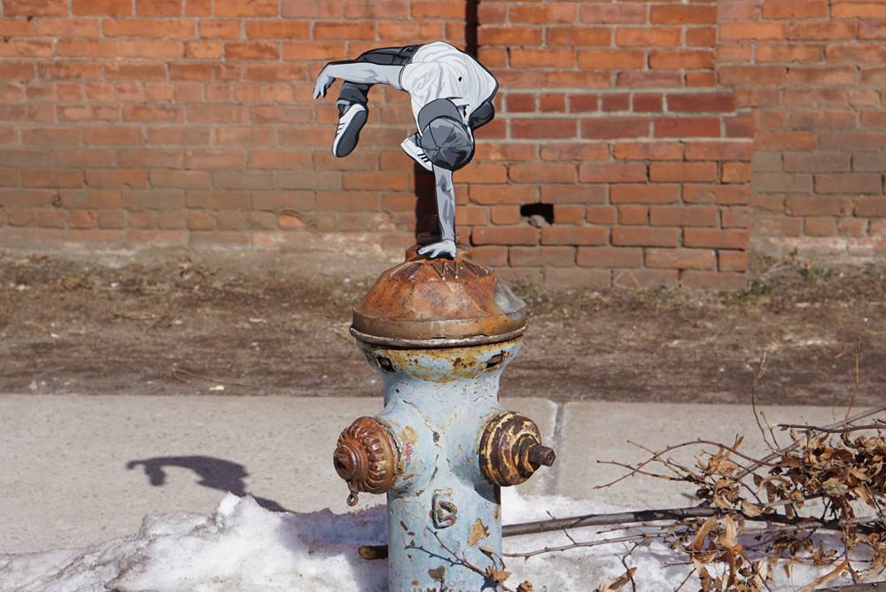 Miniature Wooden Figures in The Street_1