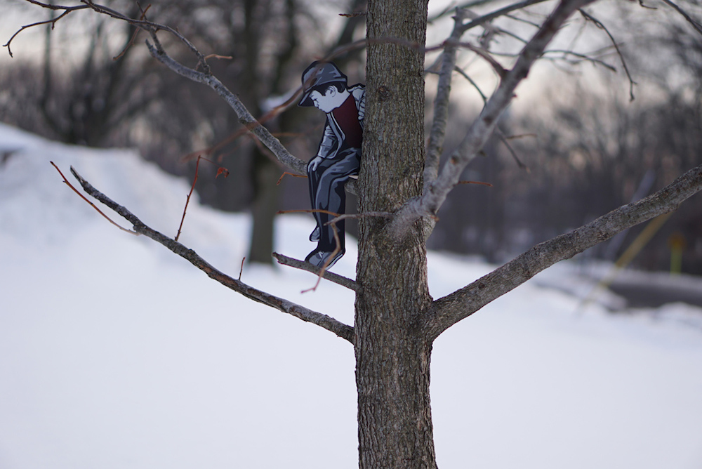 Miniature Wooden Figures in The Street_2