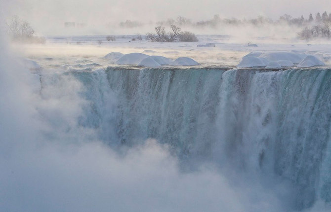 Niagara Falls Transformed Into Icy Spectacle