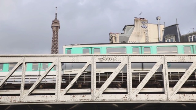 Paris in 3 Minutes Hyperlapse_3