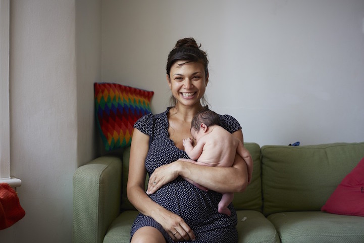 Portraits of Mothers with Their One Day Old Babies_0
