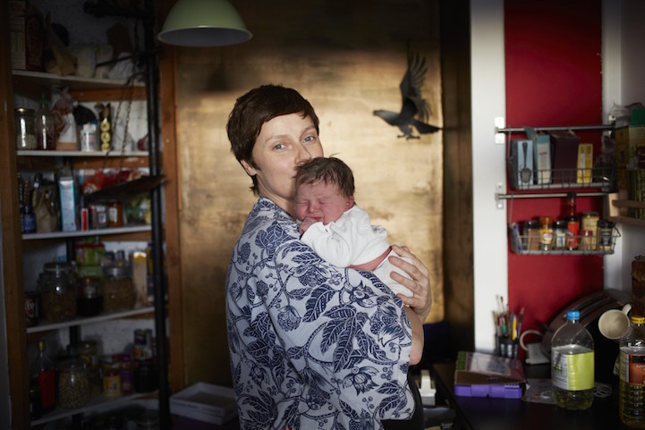 Portraits of Mothers with Their One Day Old Babies_7
