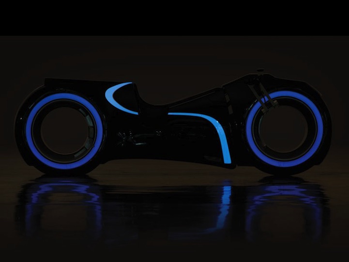 The Futuristic Motorcycle Inspired by Tron_5