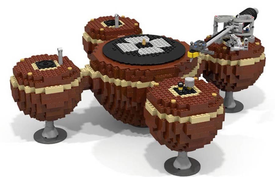 The LEGO Turntable