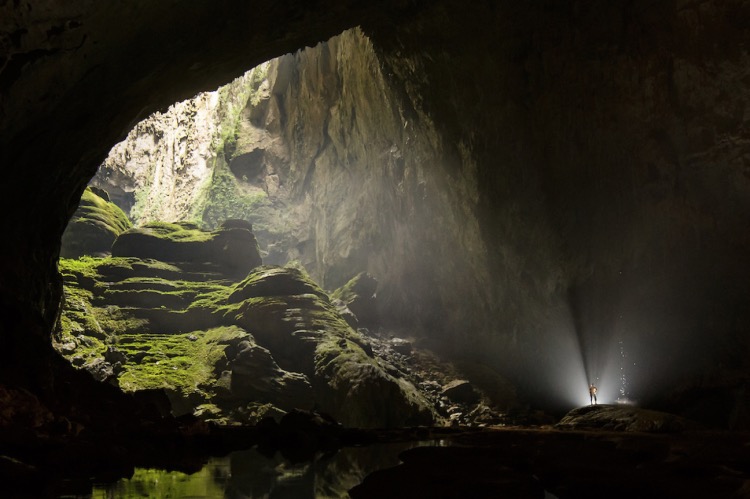 The Largest Cave in the World_3