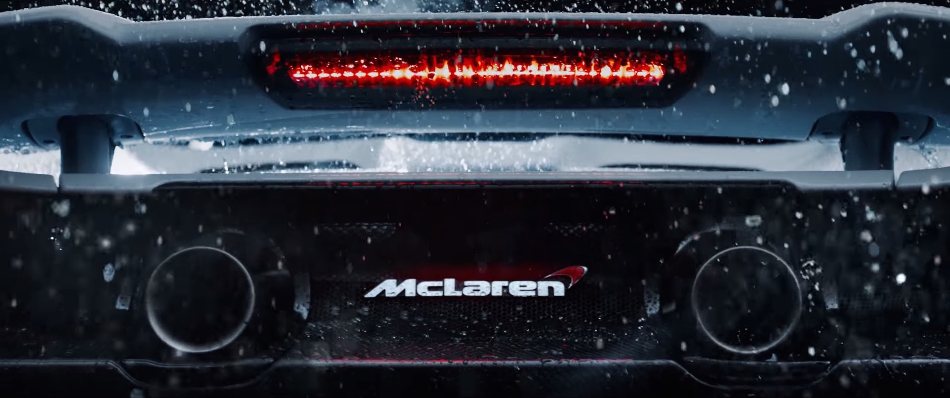 The McLaren 675LT_4