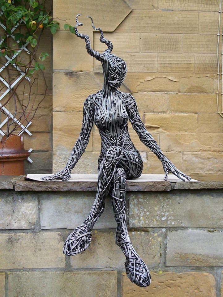 Wire Sculptures by Richard Stainthorp_4