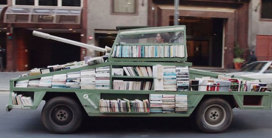 Free Books Library in a Tank – Fubiz Media