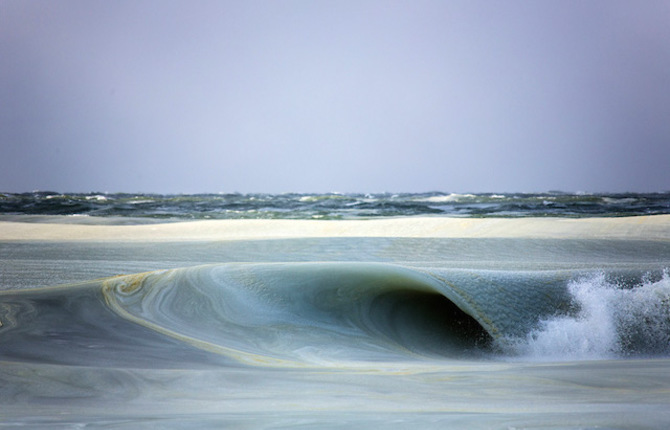 Frozen Waves Curls Photography