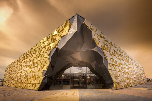 2-gold-souk-by-liong-lie-architects-at-beverwijk-bazaar1