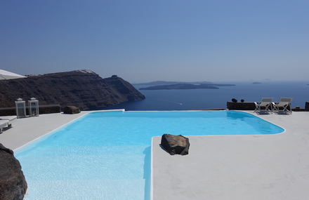 Best Hotels in Santorini